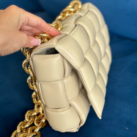 NEW Bottega Veneta Cassette Chain Padded Maxi Intrecciato Leather Bag – RARE - Picture 6 of 10